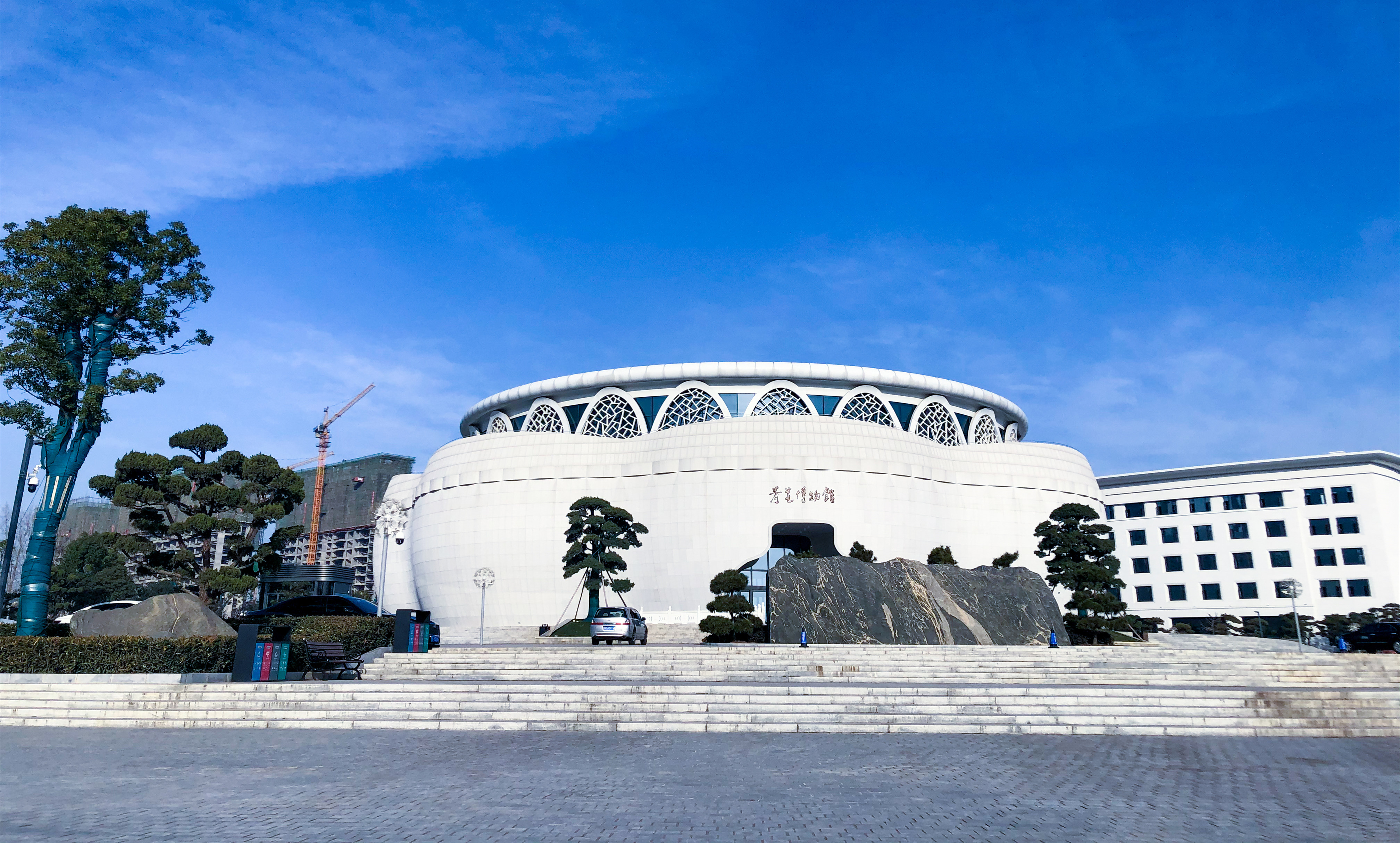 汝州市-青瓷博物馆-外景全_副本.jpg